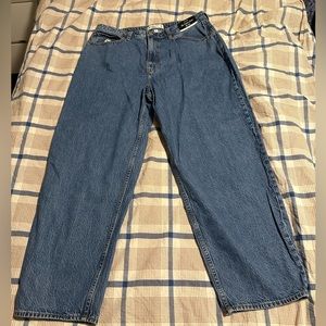 Abercrombie Curve Love High Rise Taper Jean